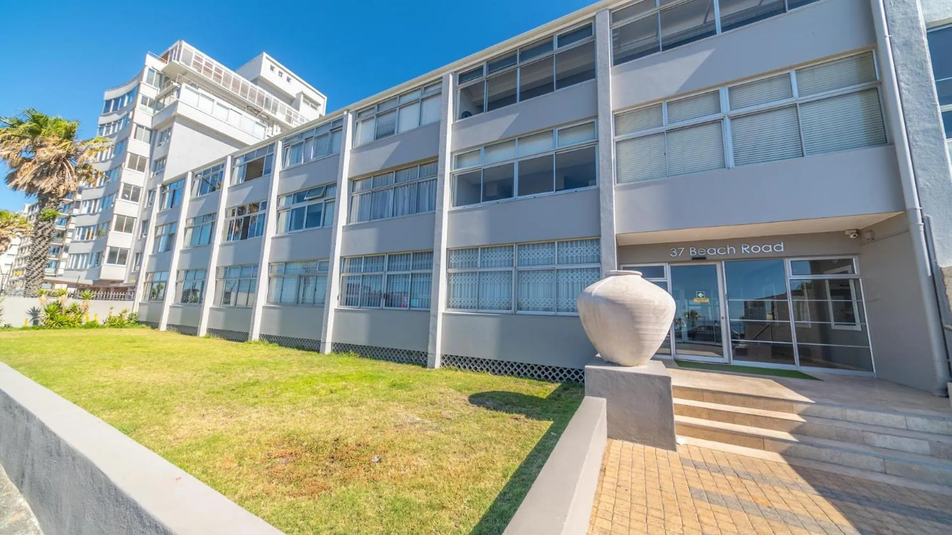 Apartment 33 At Sandrigham Cape Town South Africa